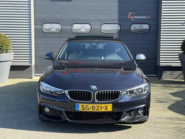 BMW 4-serie Gran Coupé 420i High Executive M-Sport | Panoramadak | Lederen Bekleding | Parkeersensor...