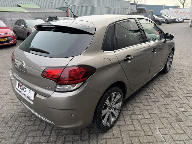 Citroën C4