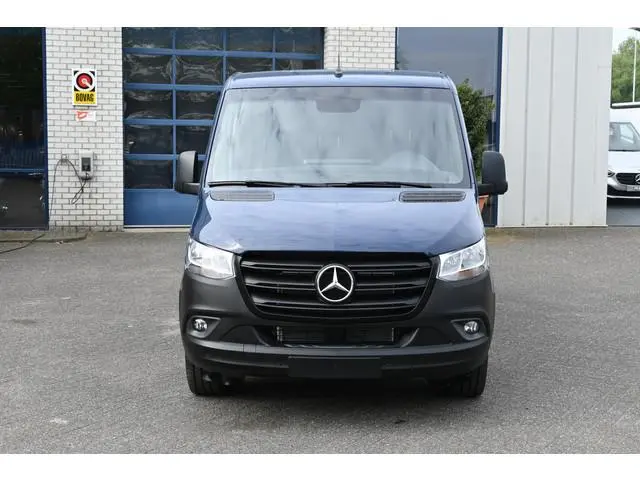 Mercedes-Benz Sprinter 315 CDI L2H1 RWD MBUX met camera en parkeerpakket, Trekhaak, Etc.