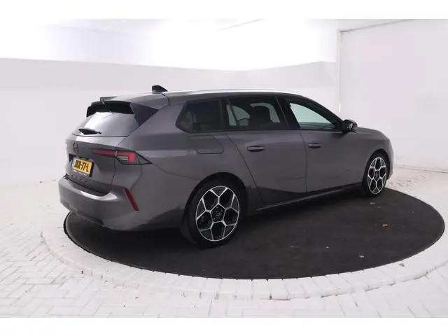 Opel Astra Sports Tourer 1.5 CDTI Elegance Automaat, Opc ~Line, Climate,