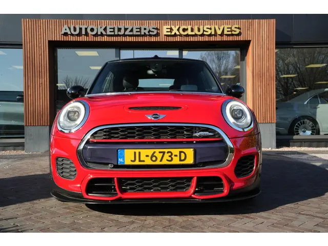 Mini Mini Cabrio 2.0 John Cooper Works Chili Open Dak Adapt. Cruise Harman/Kardon Leder AC Schnitzer