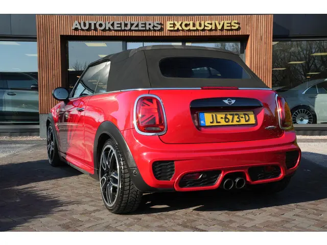 MINI Cooper Cabrio