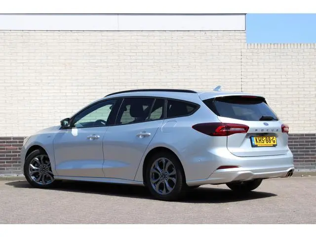 Ford Focus Wagon 1.0 EcoBoost Hybrid ST Line X | BLIS | Head-Up | Trekhaak | Adaptieve cruise