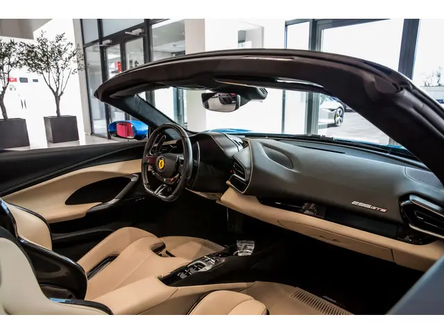Ferrari 296