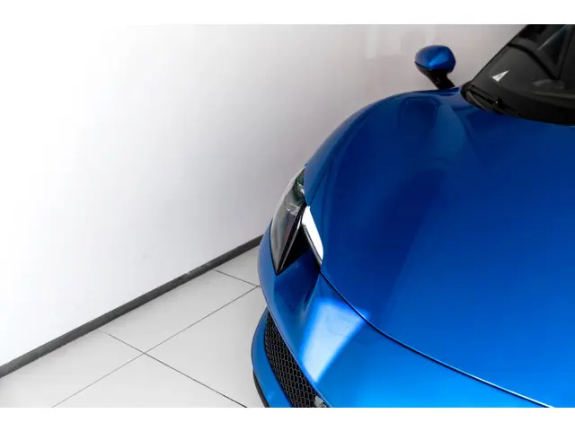 Ferrari 296