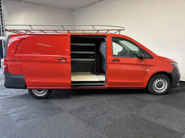 MERCEDES-BENZ VITO 114 XL imperiaal trekhaak Euro 6 navigatie Airco