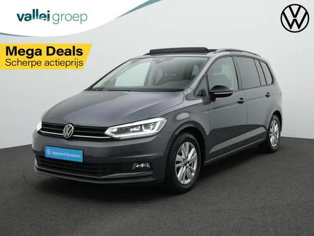 Volkswagen Touran 7-zits 1.5 TSI 150 pk DSG Highline | Panoramadak | Trekhaak | Stoelverwarming | Sp...