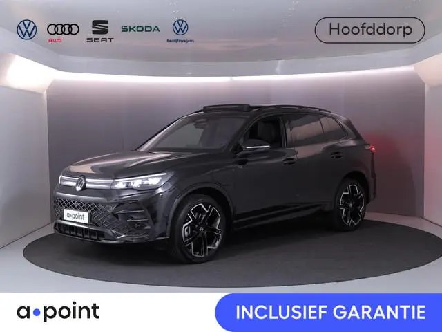 Volkswagen Tiguan 1.5 eHybrid R-Line Edition 272 pk Automaat (DSG) | Verlengde garantie | Navigatie...