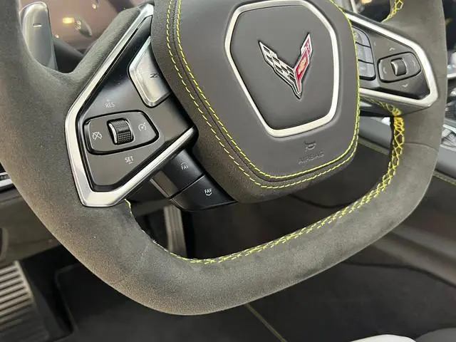 Corvette C8