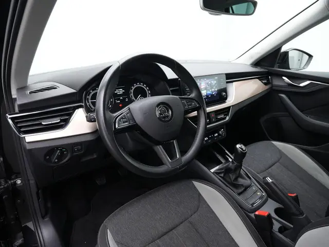 Skoda Kamiq 1.0 TSI 95 pk G-TEC Style | Achteruitrijcamera | Stoelverwarming | Carplay | Cruise Cont...