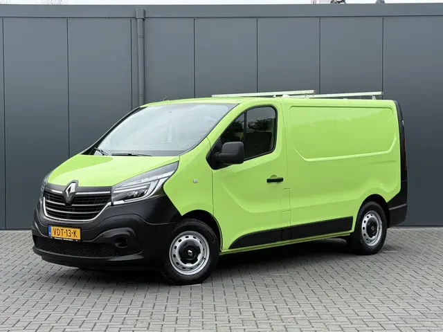 Renault Trafic 1.6 dCi / L1H1 / 1e EIG. / INRICHTING / TREKHAAK / AIRCO / CRUISE / LED / NAVI / 3-ZI...