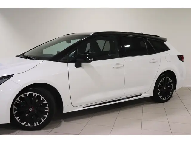 Toyota Corolla Touring Sports