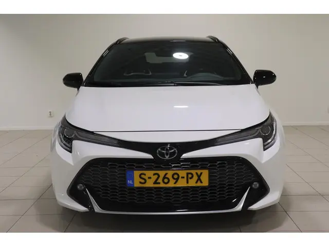Toyota Corolla Touring Sports