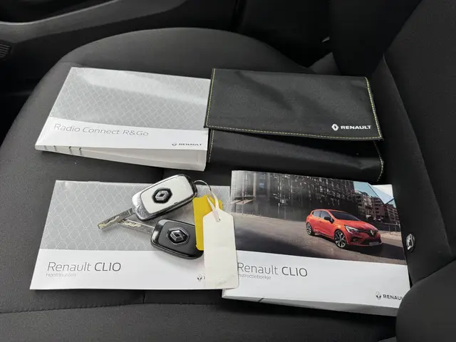 Renault Clio 1.0 TCe / Geen Import / 1e Eignr / 100 % Onderhoud