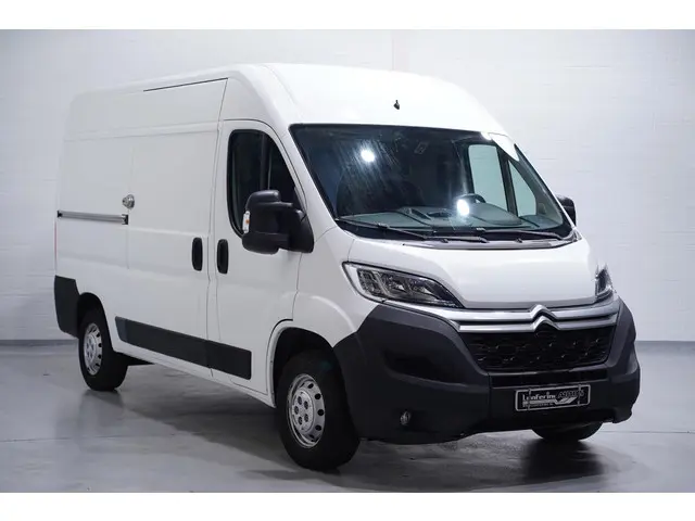Citroen Jumper 2.0 BlueHDi 130 pk L2H2 Airco Cruise control, PDC achter, Slechts 83 dkm, 3-Zits