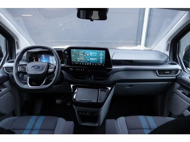 Ford Transit Custom L1H1 170Pk Aut. | Tourneo Sport | Dubbel Cabine | 5-persoons | Camera | Trekhaak...