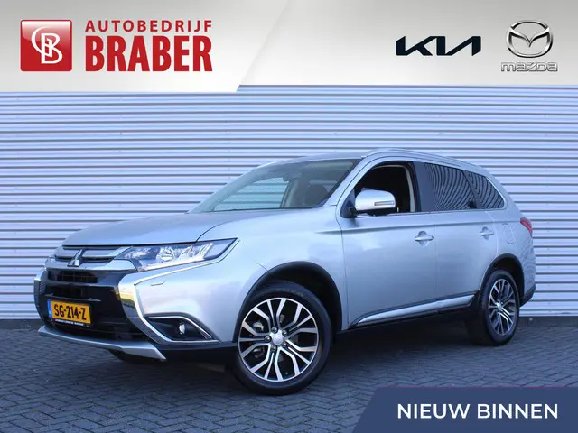 Mitsubishi Outlander 2.0 Connect Pro | Stuur-/stoelverwarming | 360 Camera | Dodehoek detectie | App...