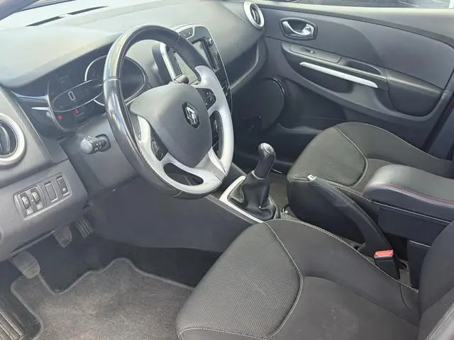Renault Clio Estate BWJ 2016 0.9 90 PK TCe Expression AIRCO | TREKHAAK | NAVI | TELEFOON | CRUISE |...