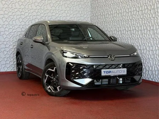 Volkswagen T-Roc 1.5 eTsi 150PK R-LINE EDITION VW.TREKHAAK BLACK STYLE IQ LED/GRIL/LOGO STOEL/STUUR....