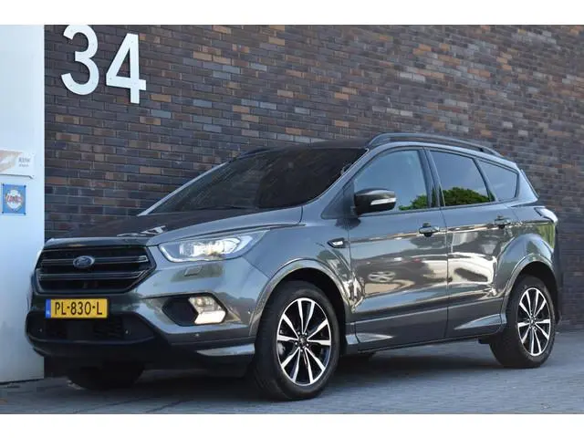 Ford Kuga 1.5 ST Line ECC LMV NAVI LEDER LED