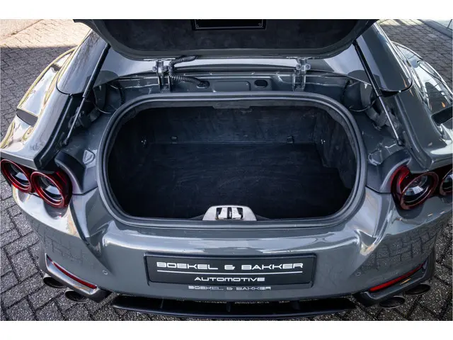 Ferrari 812 GTS