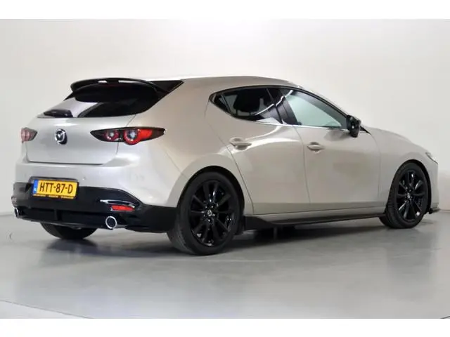 Mazda 3 2.0 122pk Homura Aero pack Remus® Eibach®