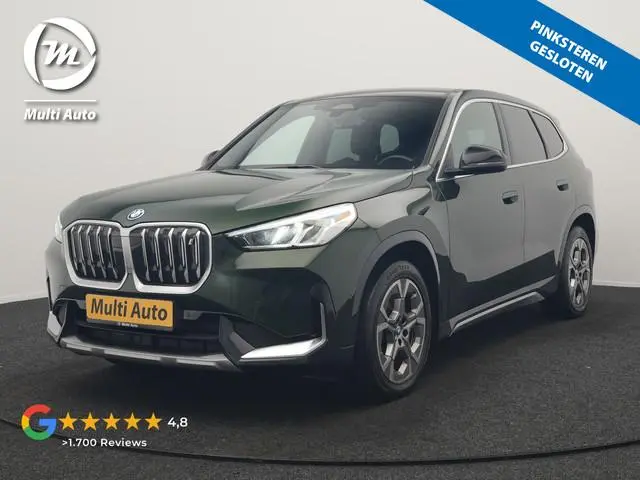 BMW iX1 xDrive30 xLine 67 kWh 313pk Dealer O.H. | Trekhaak Af Fabriek | Camera | Adaptief Onderstel...