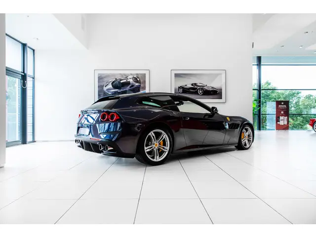 Ferrari GTC4Lusso