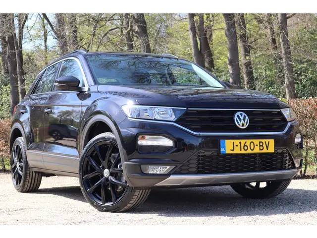 Volkswagen T-Roc 1.0 TSI Style | Trekhaak | Carplay | Navi |