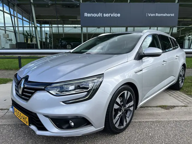 Renault Megane Estate 1.3 TCe 140PK / Automaat / Keyless / Cruise / Climate / Applecarplay - Android...