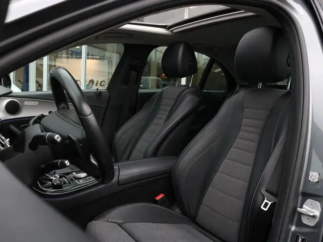 Mercedes-Benz E 200 Avantgarde | Widescreen | Schuifdak | Sfeerverlichting