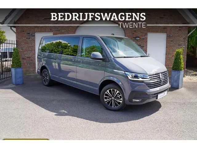 Volkswagen Transporter T6.1 Caravelle 2.0 TDI 150 PK DSG CARAVELLE L2H1 ACC | LED | Digital Cockpit...