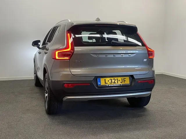 Volvo XC40 1.5 T4 Recharge Inscription Expression