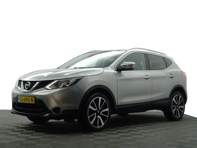 Nissan Qashqai 1.2 N-Connecta- Panoramadak, Xenon Led, 360 Camera, Sfeerverlichting, Lane Assist, Na...