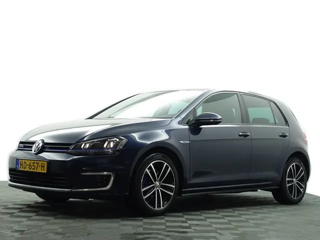 Volkswagen Golf 1.4 TSI GTE Aut- ACC Cruise, Xenon Led, Camera, Front Assist, Park Assist