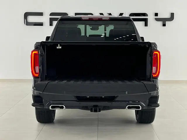 GMC Sierra
