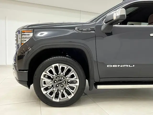 GMC Sierra