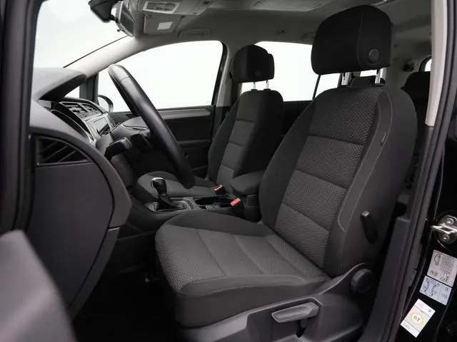 Volkswagen Touran 7-zits 1.4 TSI 150 pk DSG Comfortline | Stoelverwarming | Navigatie | Adaptive Cru...