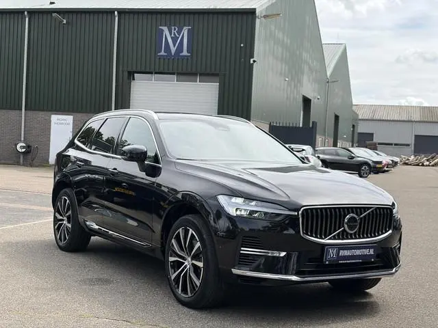 Volvo XC60 2.0 T6 Plug-in hybrid AWD Plus Bright VAN: 44.900,- VOOR: 41.440,- UW WKVOORDEEL: 3.460,-...