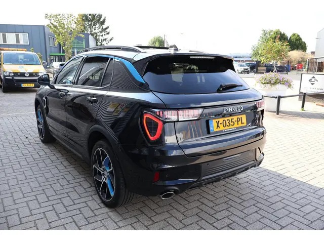 Lynk&Co 01 1.5 1e Eigenaar | NL-Auto | Dealer Onderh | BTW | Modeljaar 24' | Pano | Af Trekhaak | 36...