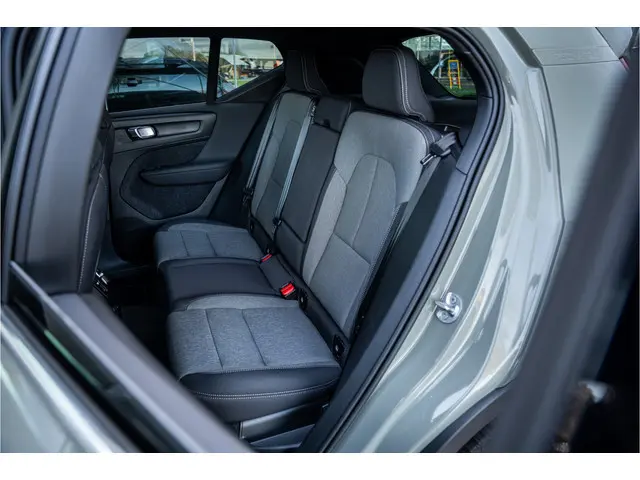 Volvo XC40 1.5 T4 Recharge Inscription Expression ** Trekhaak ** Climate-line ** Carplay ** Camera