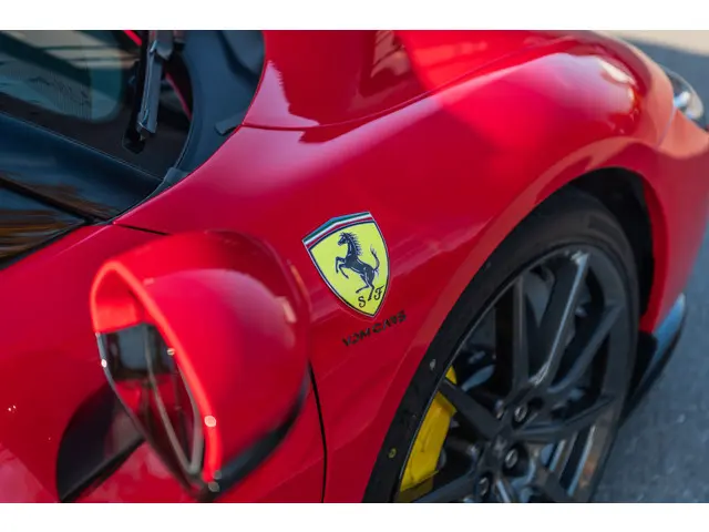 Ferrari 296