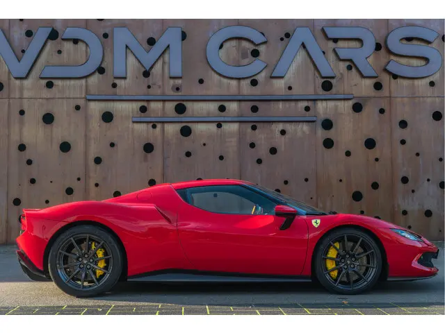 Ferrari 296