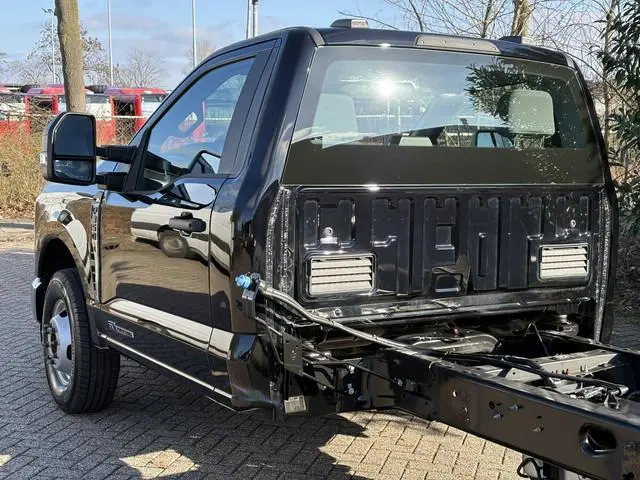 Ford F-350