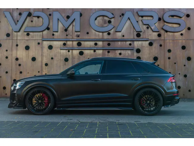 Audi RSQ8