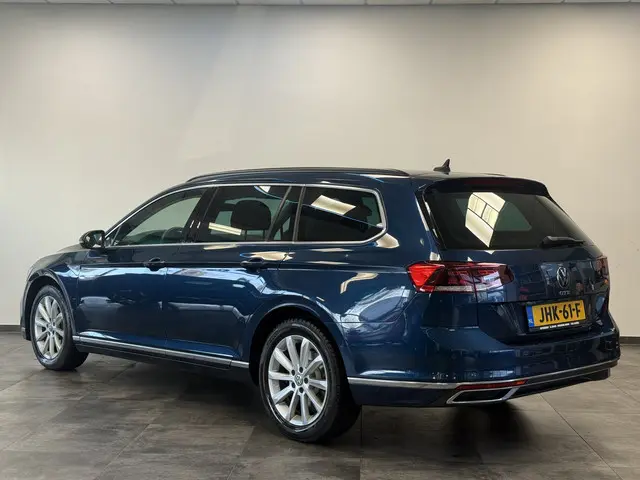 Volkswagen Passat Variant 1.4 TSI PHEV GTE Business ACC Massage Camera Stoelverwarming 24 maanden ga...
