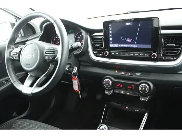 Kia Stonic 1.0 T-GDi 101pk MHEV DynamicLine Stoelverwarming Camera Navigatie