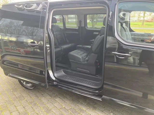 Opel Zafira e-Life