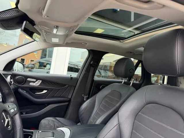 Mercedes-Benz GLC-klasse 300e 4MATIC AMG Digitaal | Pano