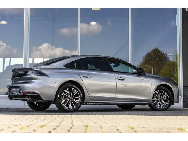 Peugeot 508 1.6 HYbrid 225 Allure | 360° Camera | Matrix LED
